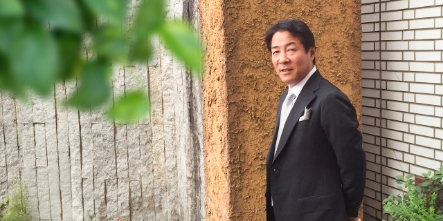 代表取締役